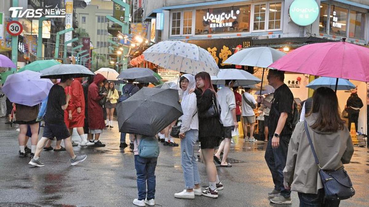 明天天氣/3波東北季風連襲!北台明轉涼 降雨區域曝光