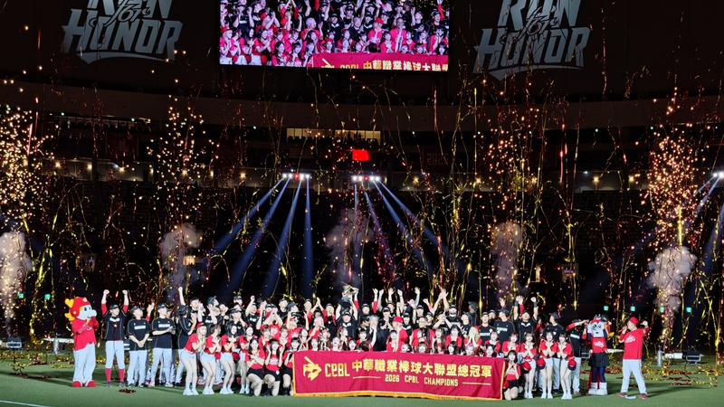 味全龍登頂2026年度總冠軍! HONOR祭出冠軍機優惠(圖/其他)