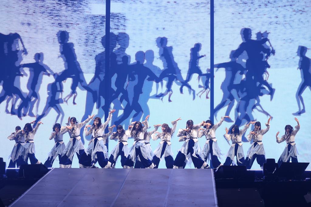 櫻坂46以俐落舞蹈震撼全場,成員精準走位展現獨特世界觀。(圖/©️MUSIC EXPO LIVE 2026實行委員會提供)