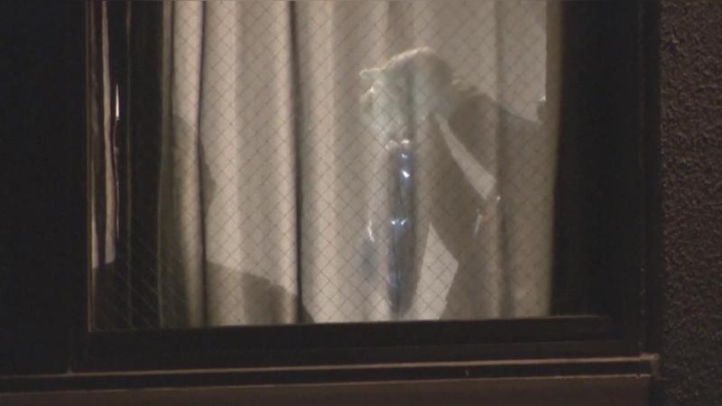 NHK報導指出河口湖命案楊姓嫌犯以違反《槍砲刀劍類所持等取締法》進行調查。(圖/翻攝NHK)