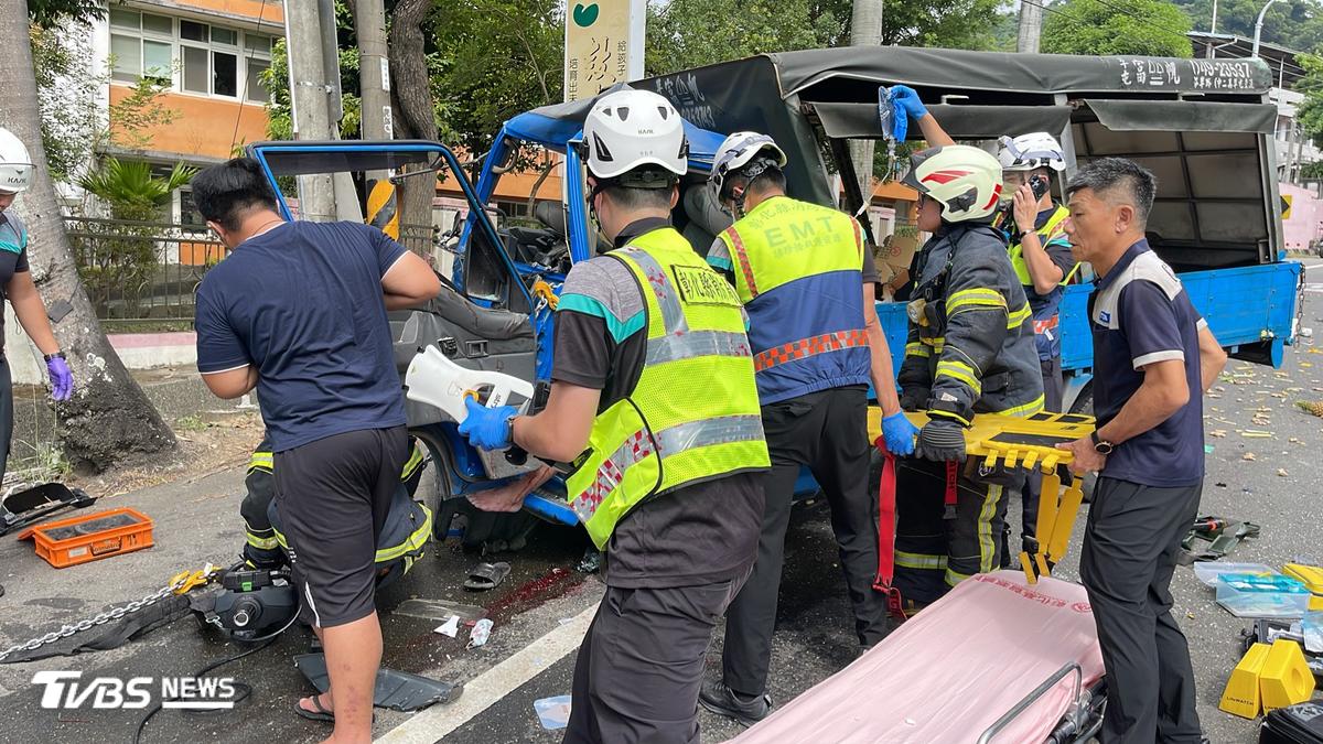彰化死亡車禍!氮氣車與水果車猛撞 1人受困無生命跡象搶救不治