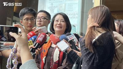 確定了!沈伯洋選前之夜回到民進黨部前 吳思瑤:熟悉的民主聖地