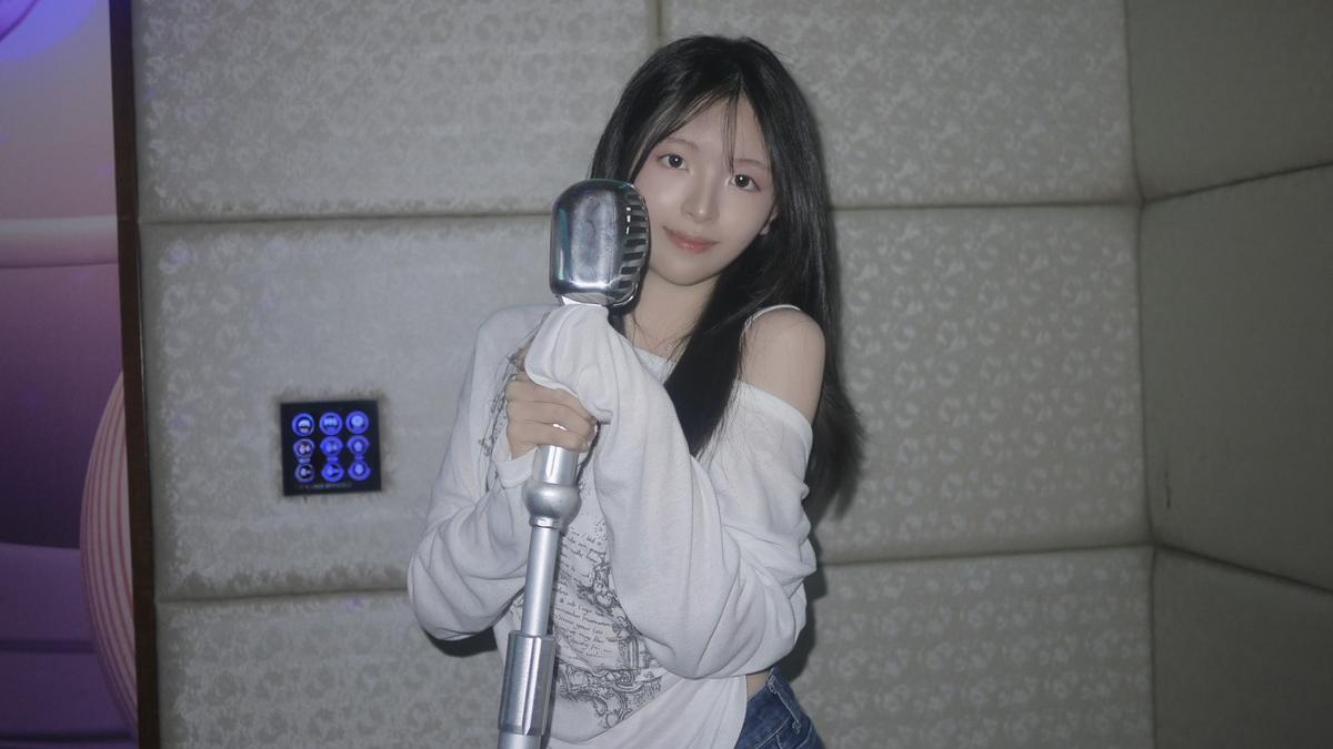 〈NEON〉掀熱潮!14歲超萌練習生樣貌曝