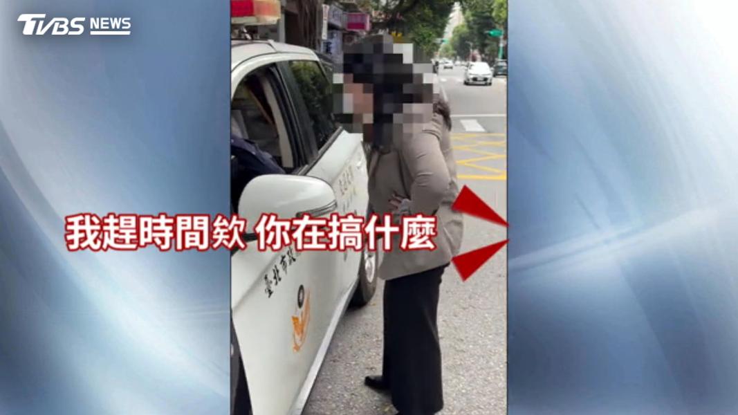 女子質問警方做筆錄順序。(圖/eric_pan_0807授權)
