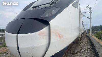 台鐵死傷事故!屏東翁騎電動車「闖平交道」自強號撞上慘死