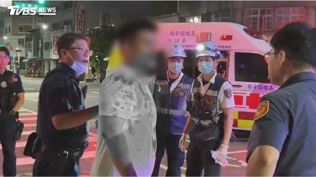 駁二醉男躺車又開門 車主出拳教訓