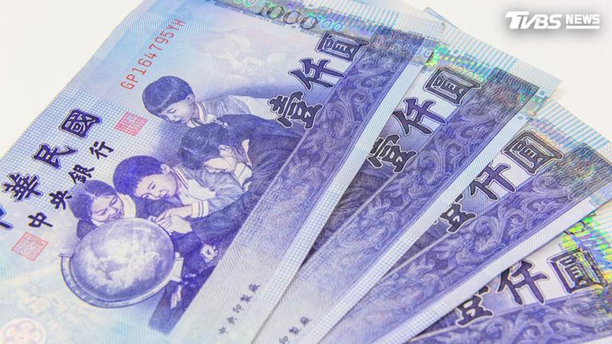 減班休息有補助!勞動部宣布3行業納入 最高月領1萬1500元