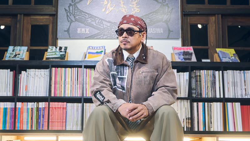 葛西瓦推出新專輯《這是一本給大人的故事書》。(圖/野聲音娛樂提供)