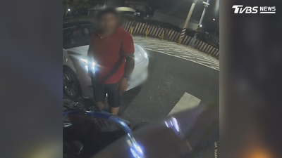 離譜! 代客洗特斯拉半路追撞 打工仔棄車逃逸搞消失