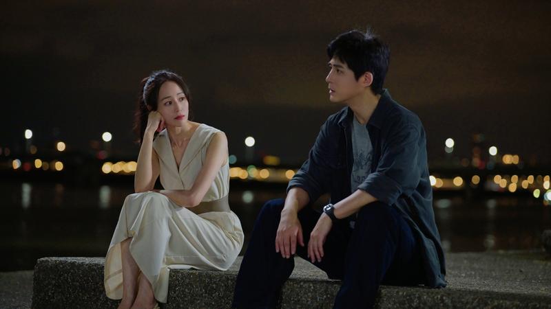 周渝民(右)、張鈞甯(左)主演《我們的藍調時光》。(圖/米神國際提供)