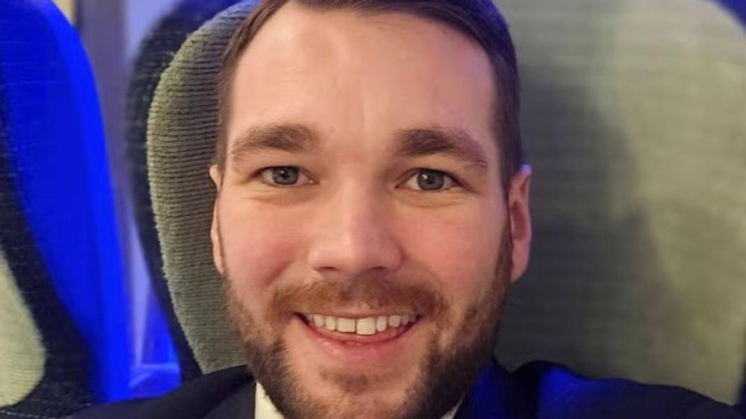Rob Illidge於2019年創辦LinkedIn員工倡導軟體平台Vulse,在AI興起後,他看準時機裁員大幅縮減成本。(圖/翻攝 Daily Star)