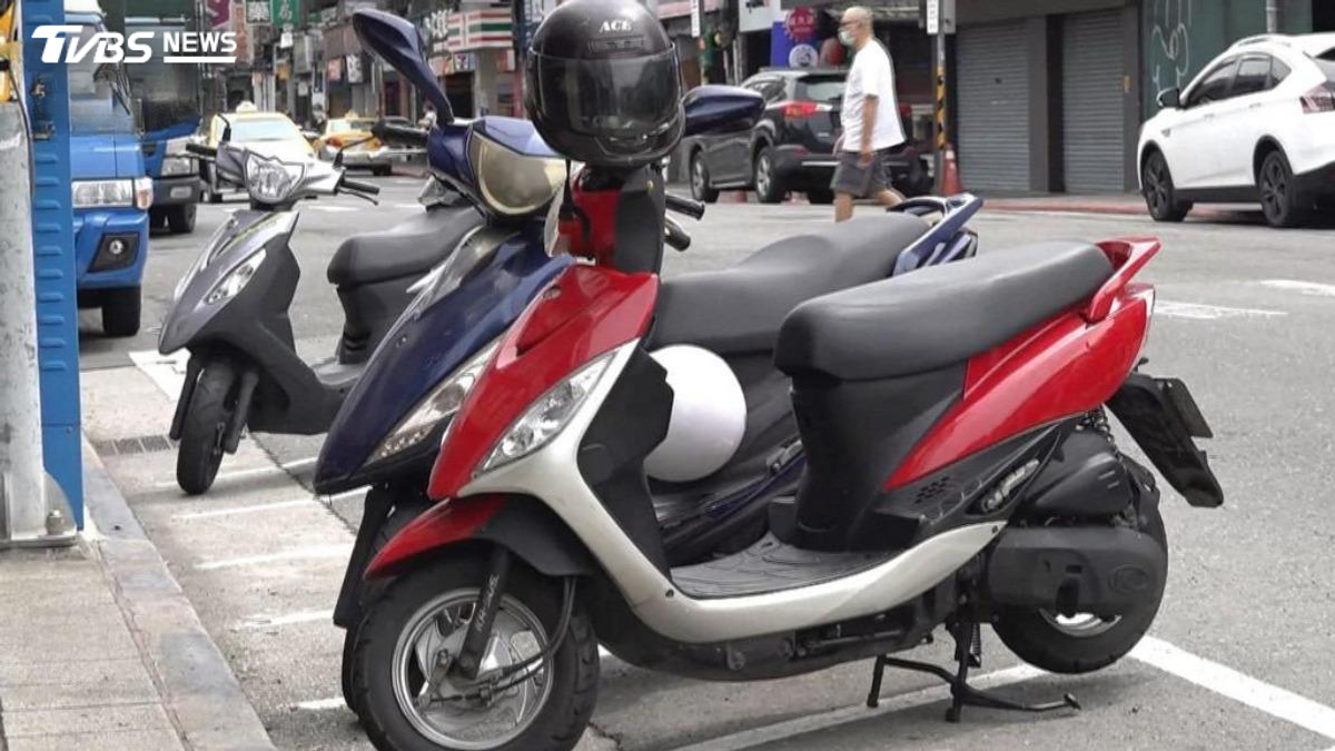 機車停路邊格被拖吊!他驚見「1陷阱」傻眼了 慘噴825元贖車