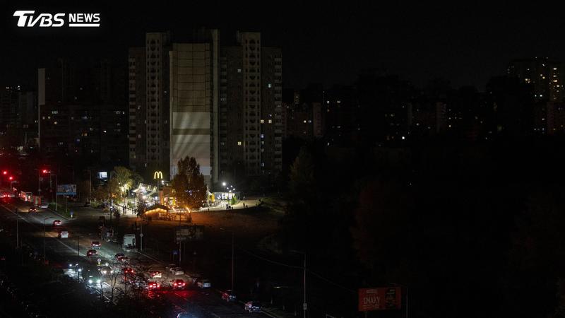 烏克蘭第聶伯羅州大規模停電。(圖/達志影像路透社)