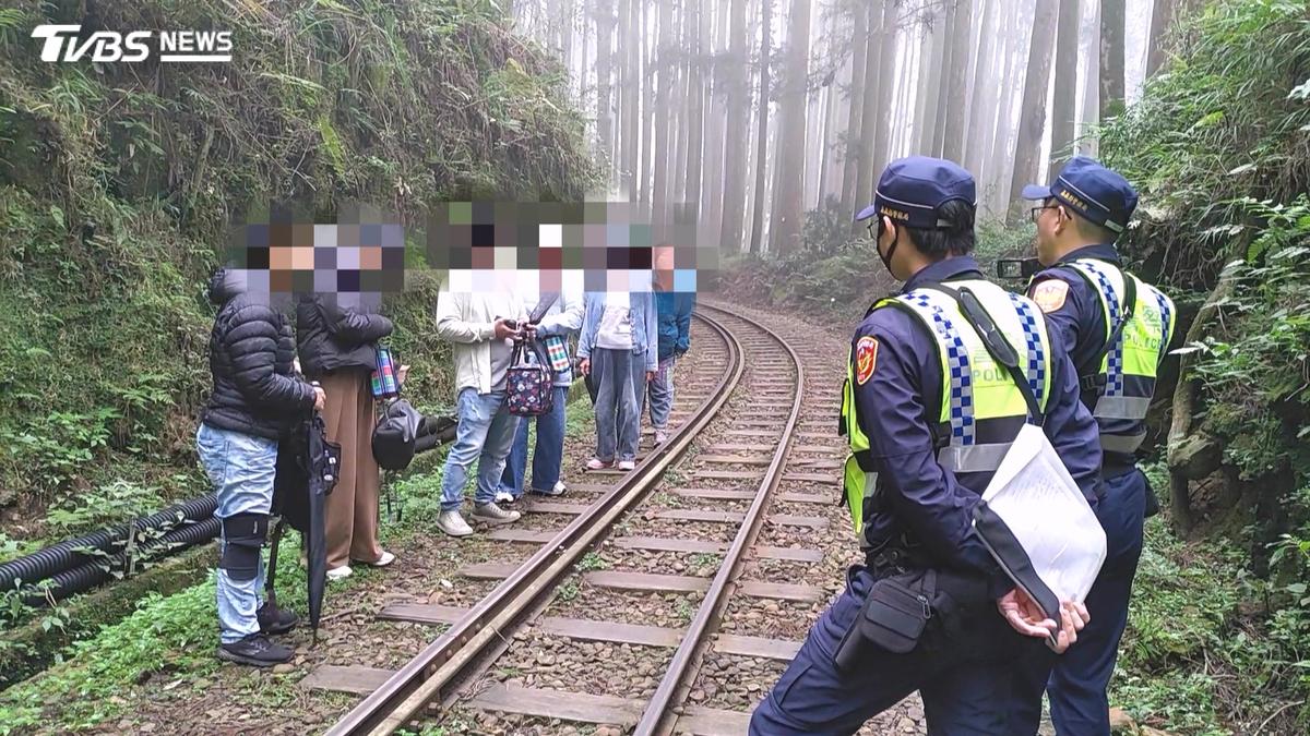 遊客硬闖阿里山林鐵 裝傻喊不知違法