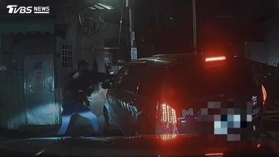 毒駕拒檢逃2度「倒車衝撞警」 員警持盾破窗逮3人起出毒品