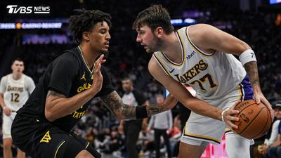NBA/才喊對決唐西奇!勇士菜鳥「開場被軍訓」 打24分鐘就犯滿