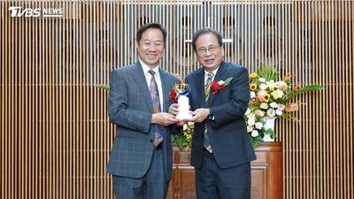 校友霸氣捐1億!東海大學迎71歲 4院士任榮譽講座教授
