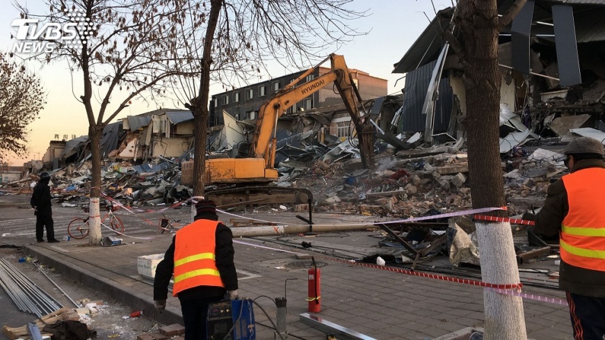 北京市趕外地人　官媒打圓場文章卻被刪