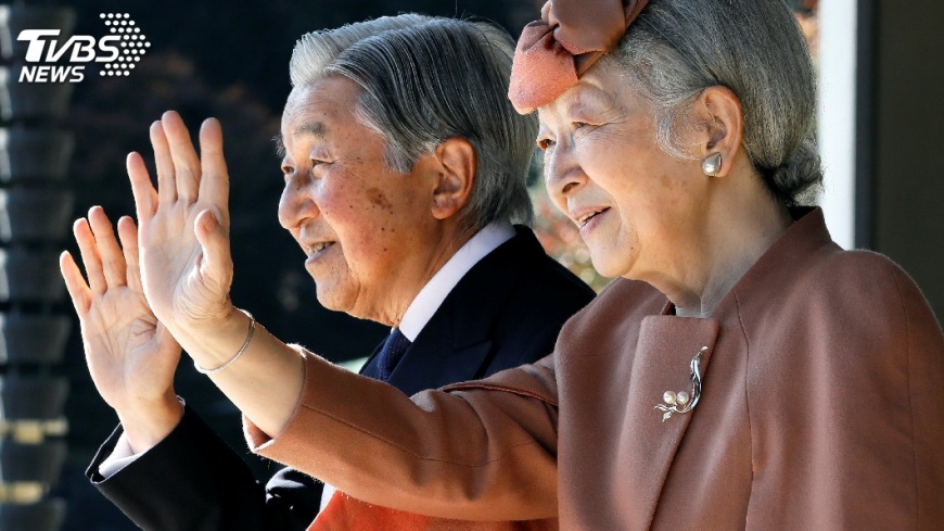確定天皇後年4月30日退位　隔天皇太子即位