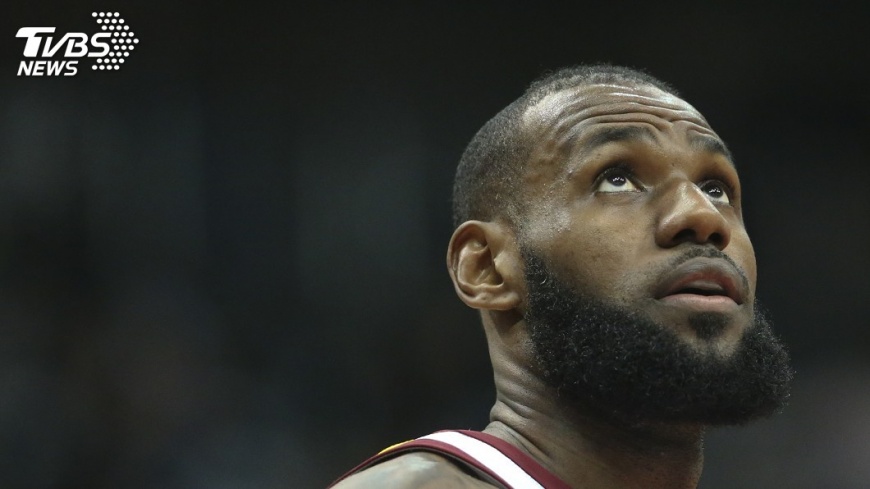 NBA詹皇末節狂飆15分　騎士獵灰熊
