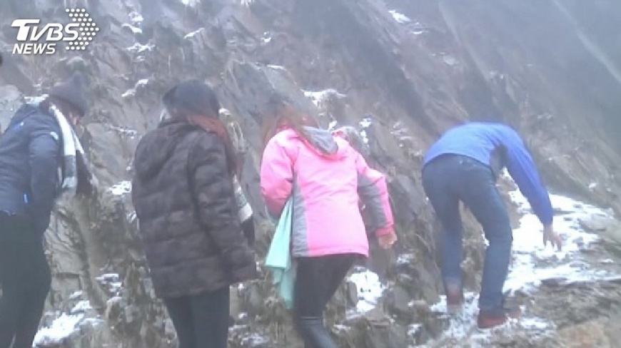 冷氣團來襲!玉山、合歡山週末有望降初雪