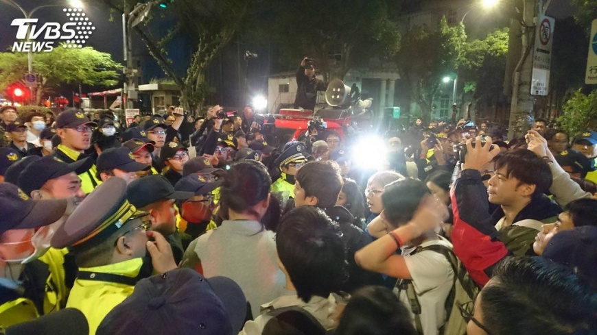 勞基法修法傳府院立場不一 府方澄清