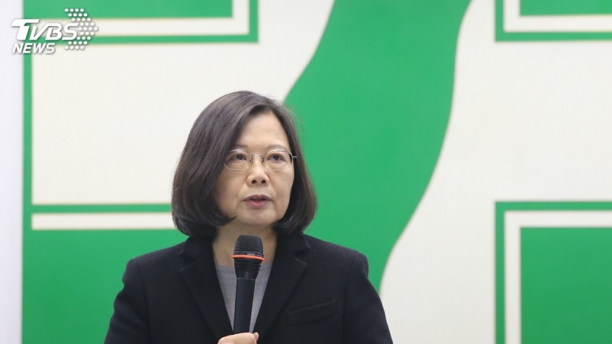 與年輕黨工談勞基法 蔡英文自認很左派