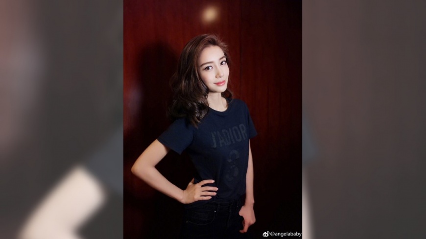 肋骨凸出形狀清楚! Angelababy瘦到誇張