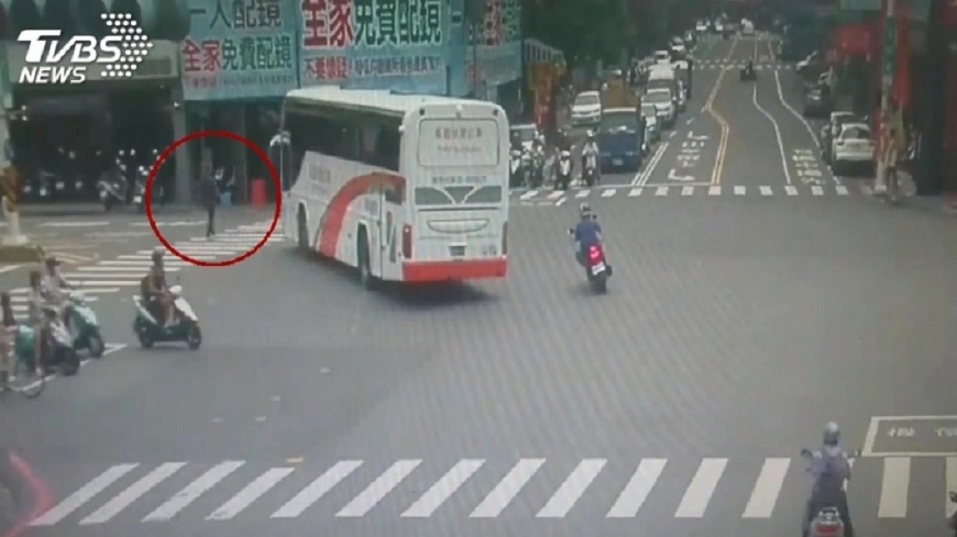傳公車司機「被逼離職」上吊亡 妻駁斥:沒說過!