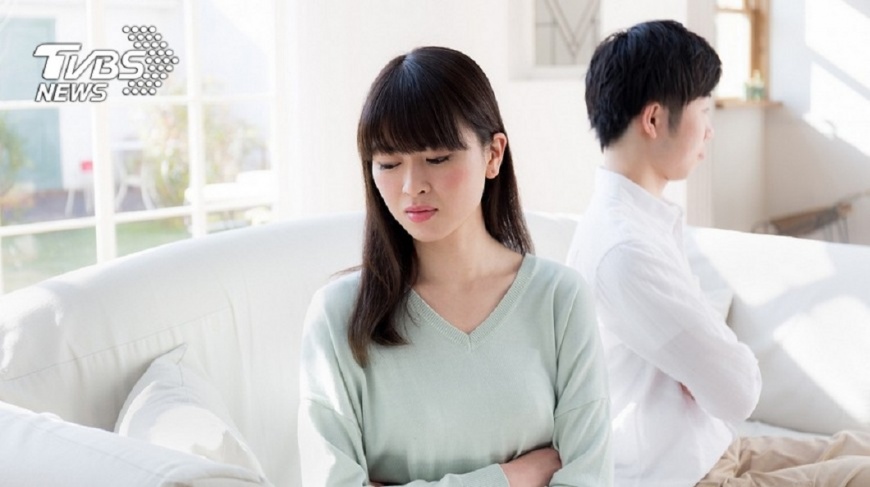 苦追心儀女半年 男纏她前任教「把妹秘訣」