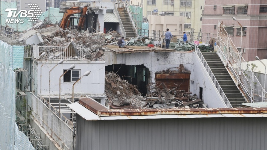 首家現代化百貨公司 3個月內拆完改建停車場