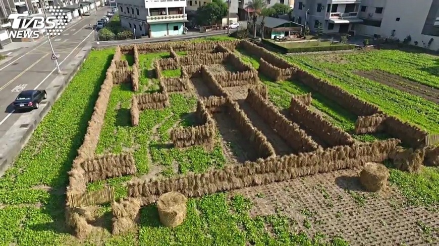 防空汙不燃燒稻草 打造迷宮玩捉迷藏