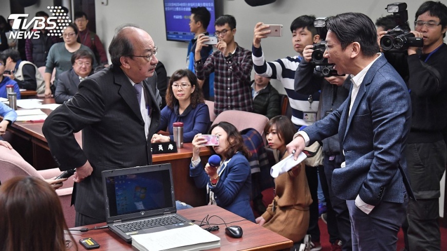 勞基法修法初審 藍委主張無效突襲未果