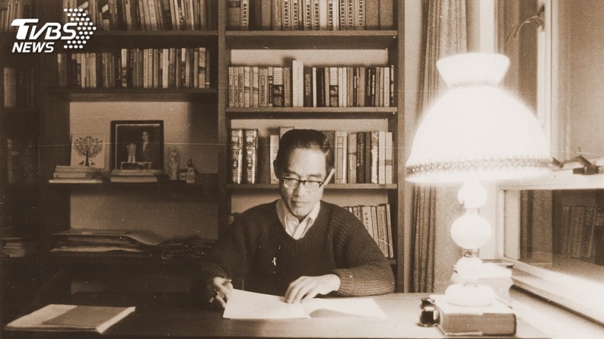 余光中斯人獨去　港學子憑詩文追憶