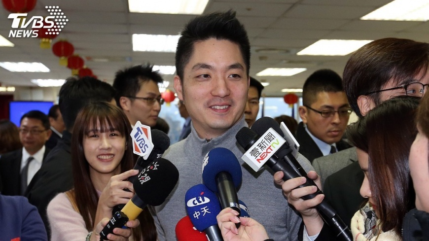 蔣萬安版勞基法補休計算 送朝野協商