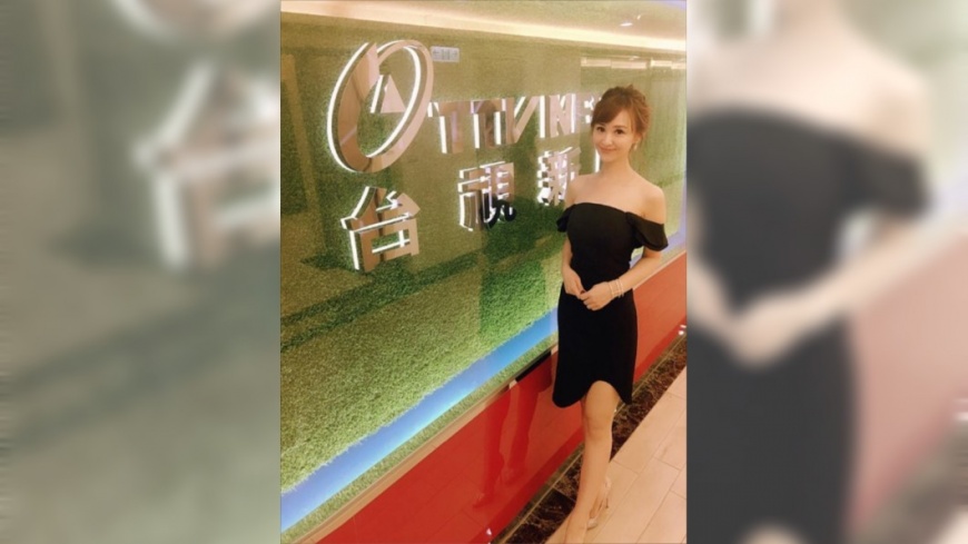 正妹主播收噁信「當我細姨」 66歲粉絲:老婆不孕