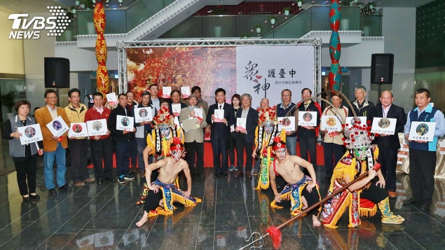 台中市出版新書 記錄14宮廟歷史傳奇