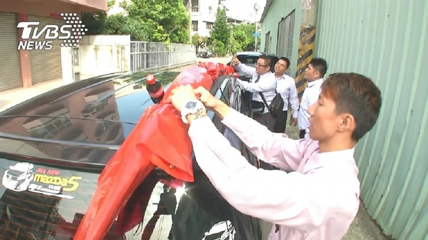 他想用「1A2B」迎娶…妻建議平價車　友聽了卻鄙視