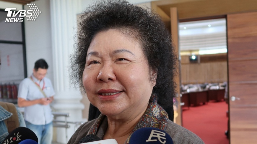 新書談政治冷暖遭批 陳菊允虛心檢討