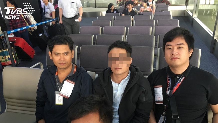 企圖攜槍零件闖關 台男馬尼拉押回