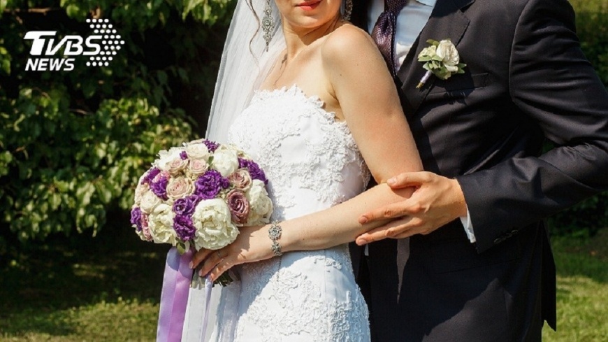 友拿喜餅答應去婚宴 當天放鳥傳訊:事後補紅包