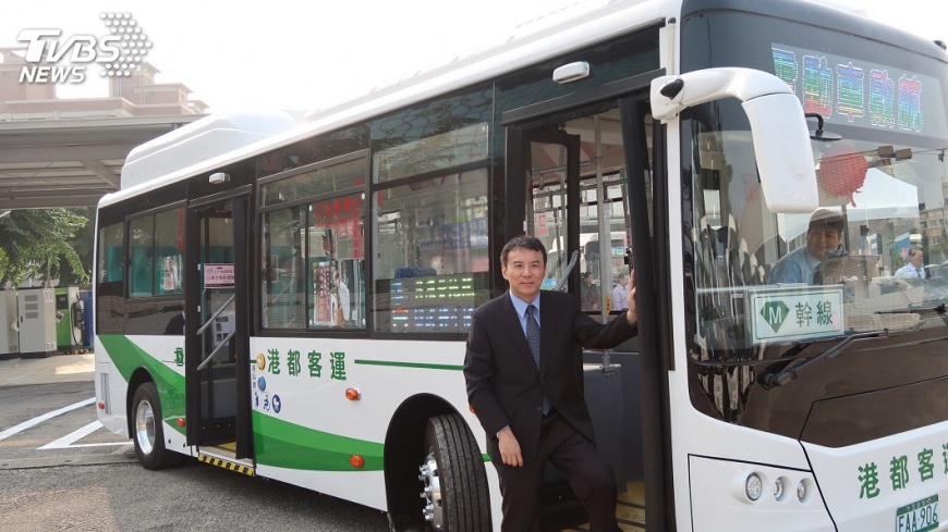 抗空污! 高市力推電動公車減碳