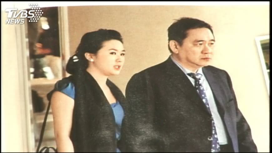 王文洋女婿認婚變 點名妻熊抱的婚攝是小王