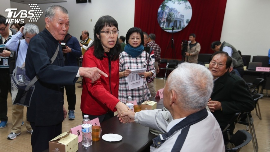 鹿窟冤案糾結65年 領導人子代父向村民道歉