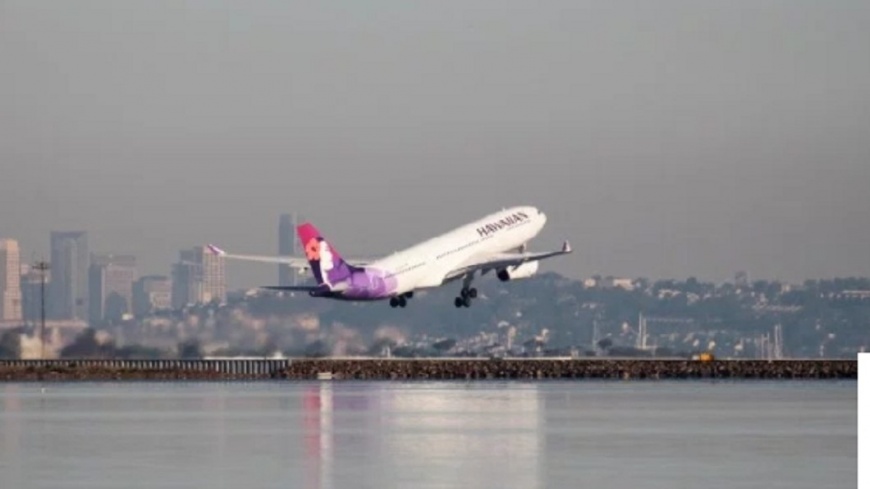 誤點10分鐘!全機乘客意外搭上「時光機」重返2017