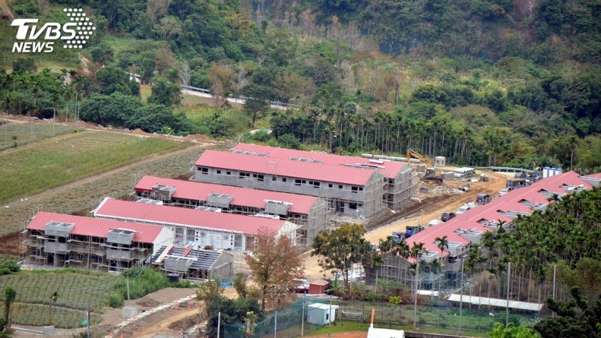 紅瓦屋趕工 延平鄉民盼春節入住永久屋