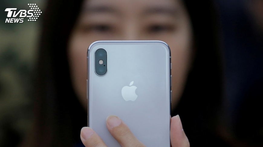 iPhone換電池 消化美果粉預約恐耗2.7年