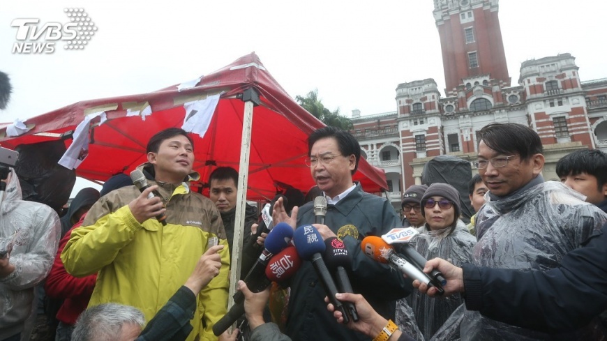 勞基法8日是否協商　綠委：看蘇院長安排