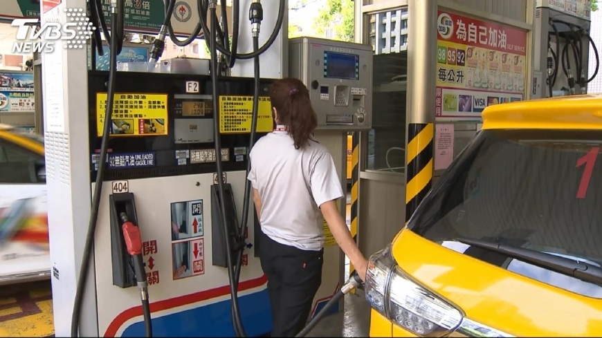 中油拚轉型　擬自推電動車電池