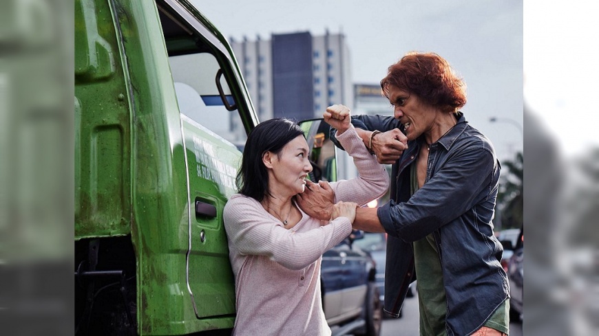 與惠英紅演夫妻　伍佰忙拍電影接檔上映